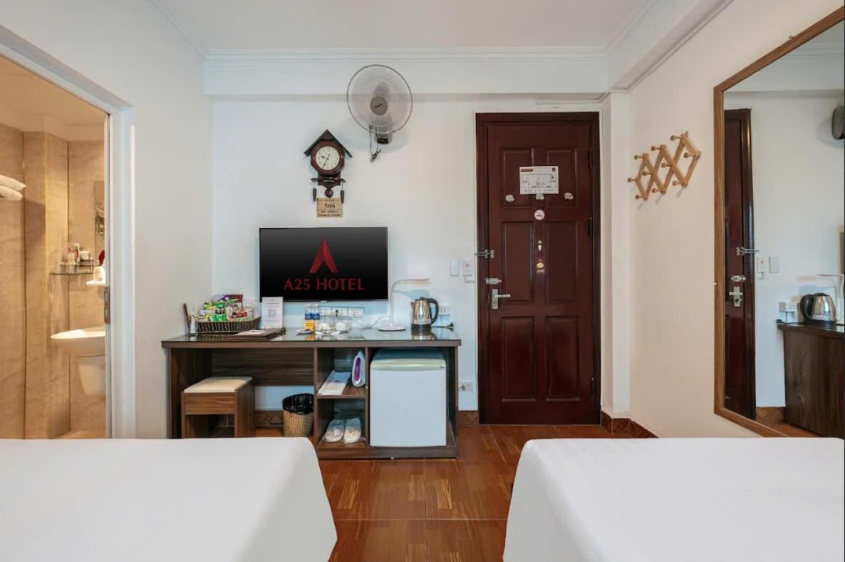 A25 Hotel - Doi Can 2 Hanoi Eksteriør bilde